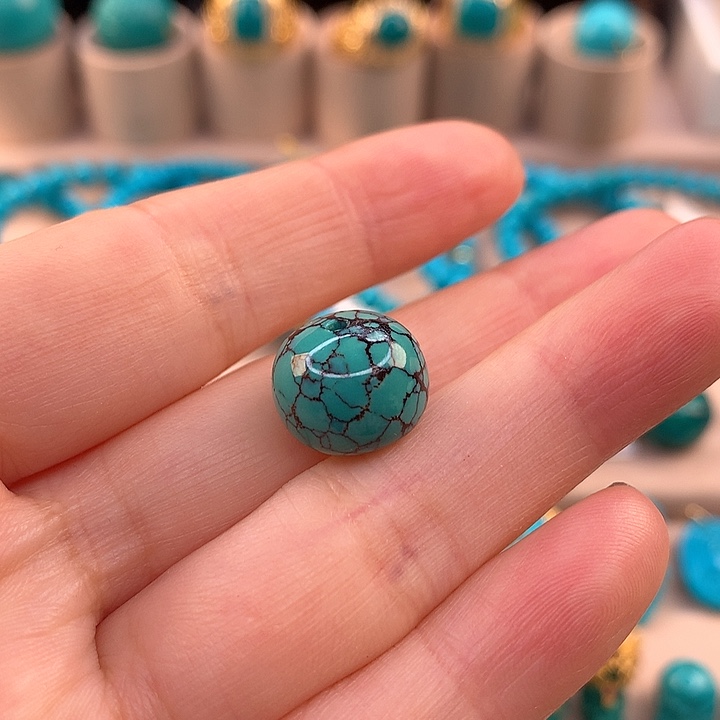 绿松石配饰未镶嵌