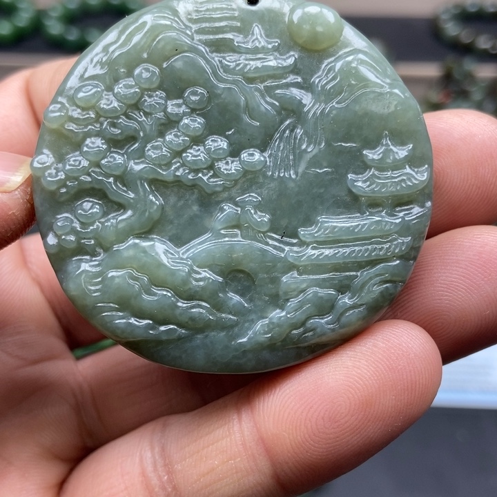 和田玉颈饰未镶嵌