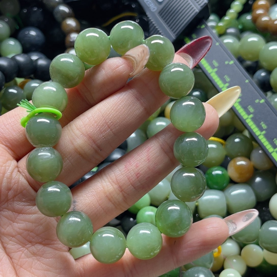 和田玉手链未镶嵌