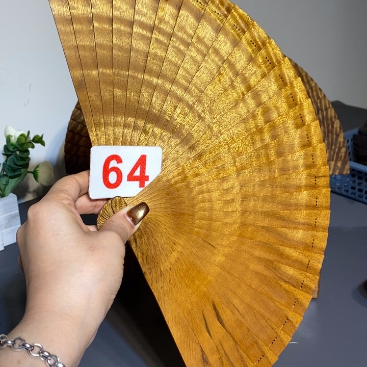 金丝楠M***?金丝楠木扇子