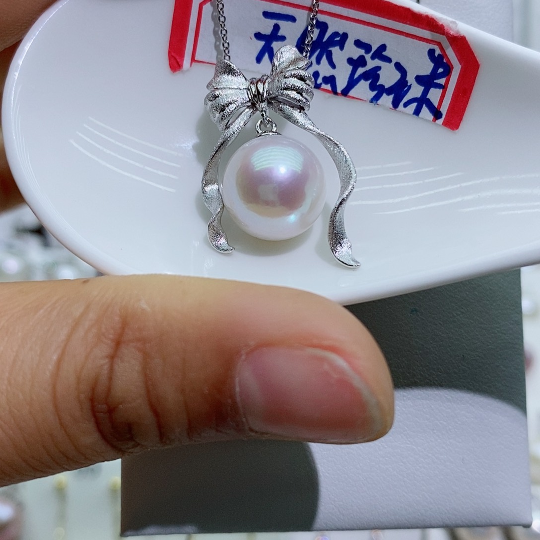 淡水珍珠银S925镶嵌吊坠(赠链)昭*娃