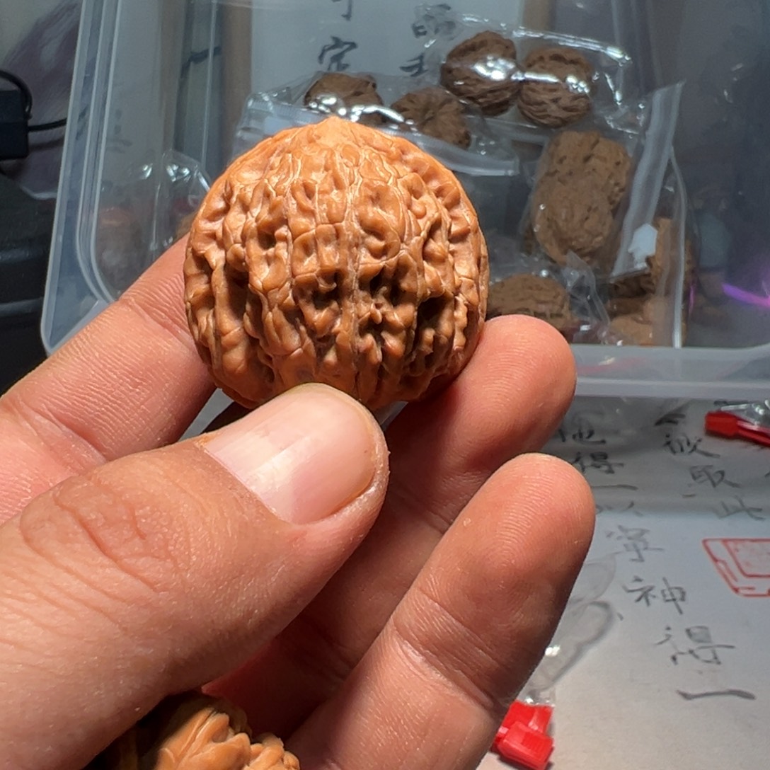 文玩核桃，老北闷尖狮子头