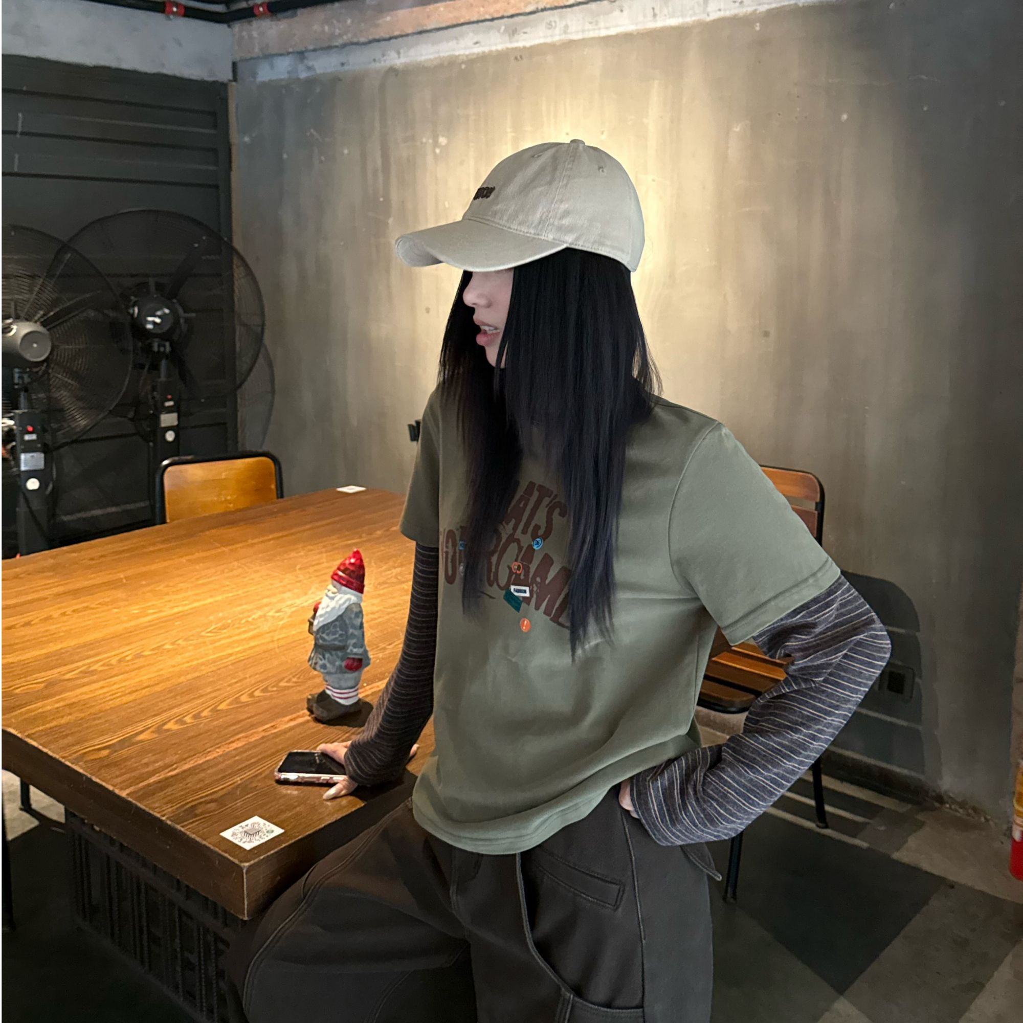 唐火火【叠趣绿棕】冬季设计感撞色条纹拼接假两件长袖上衣