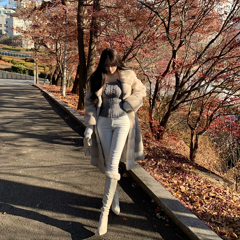  Liuu嘻嘻阿可爱风毛毛中筒不过膝靴子女暖冬简约百搭保暖高跟鞋