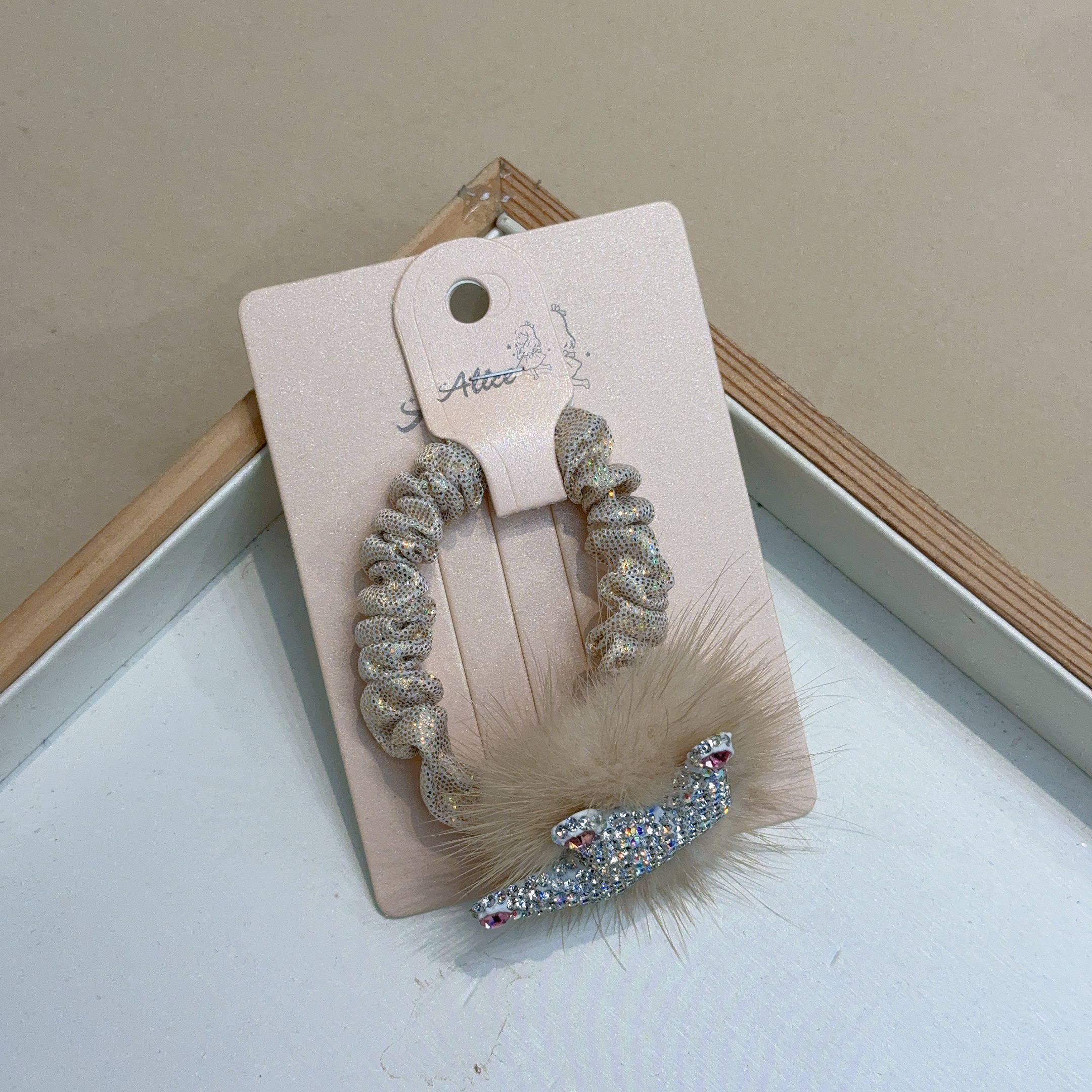 KE-135【凑单拼单发货】优雅姐姐靓丽发圈