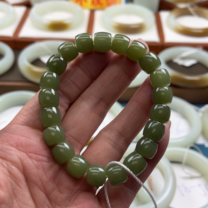 和田玉手链未镶嵌