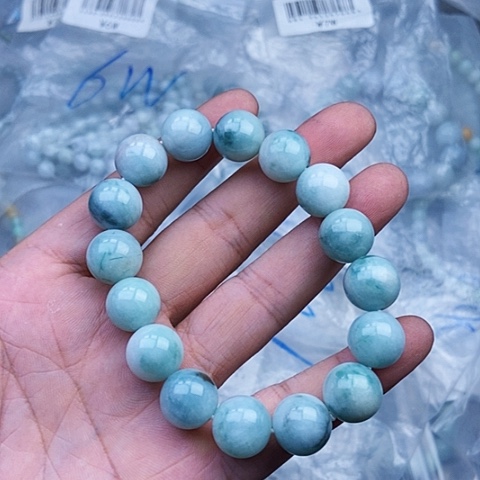 未镶嵌定制翡翠翡翠