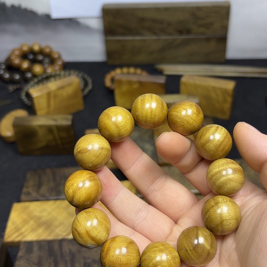 重***虎金丝楠一物一拍链接