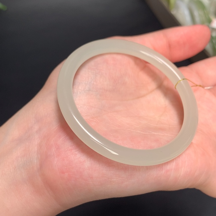 和田玉手镯未镶嵌53