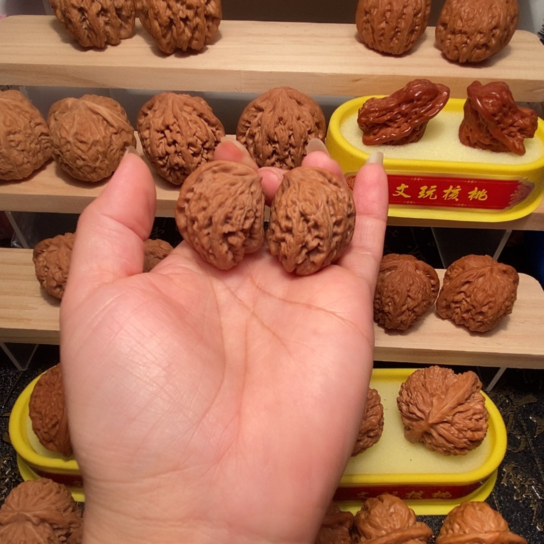 核桃文玩核桃鹰嘴半壁