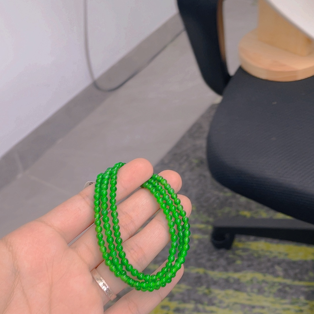 翡翠未镶嵌颈饰卡4