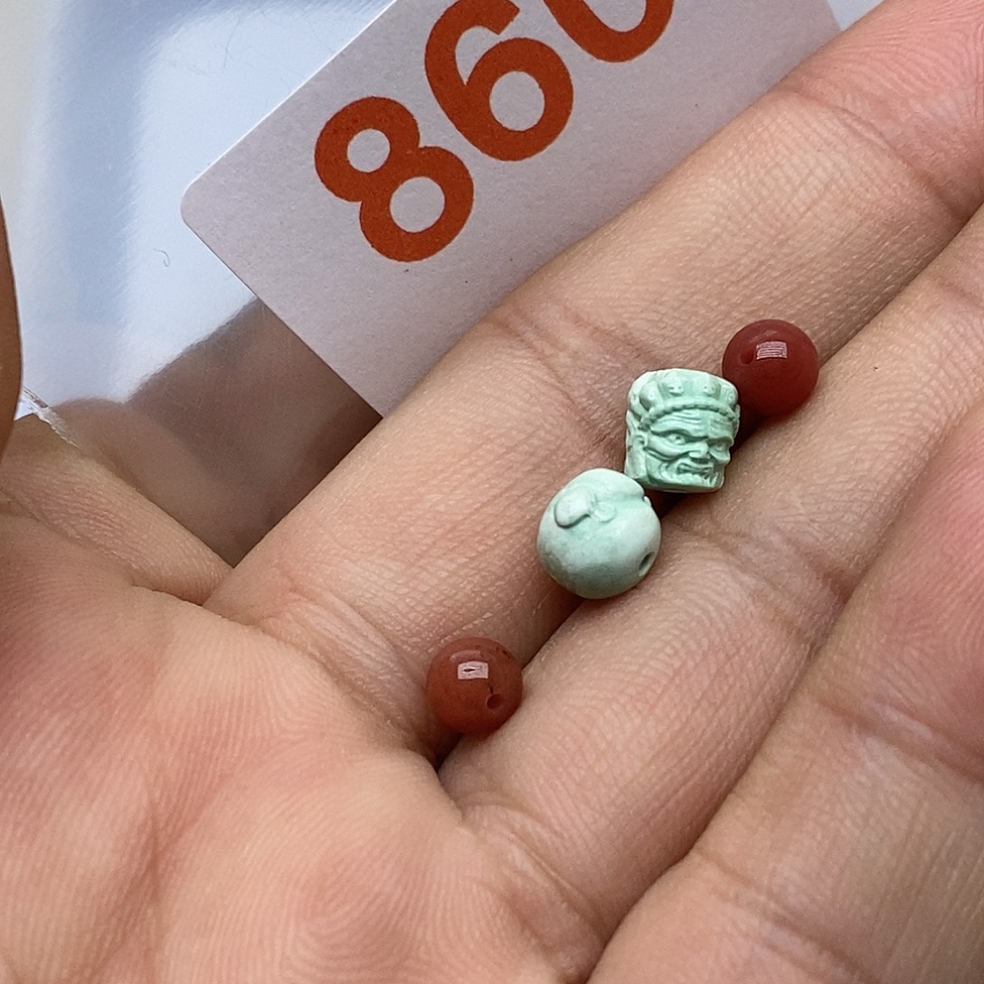 如***梦玛瑙/玉髓未镶嵌珠宝奇石