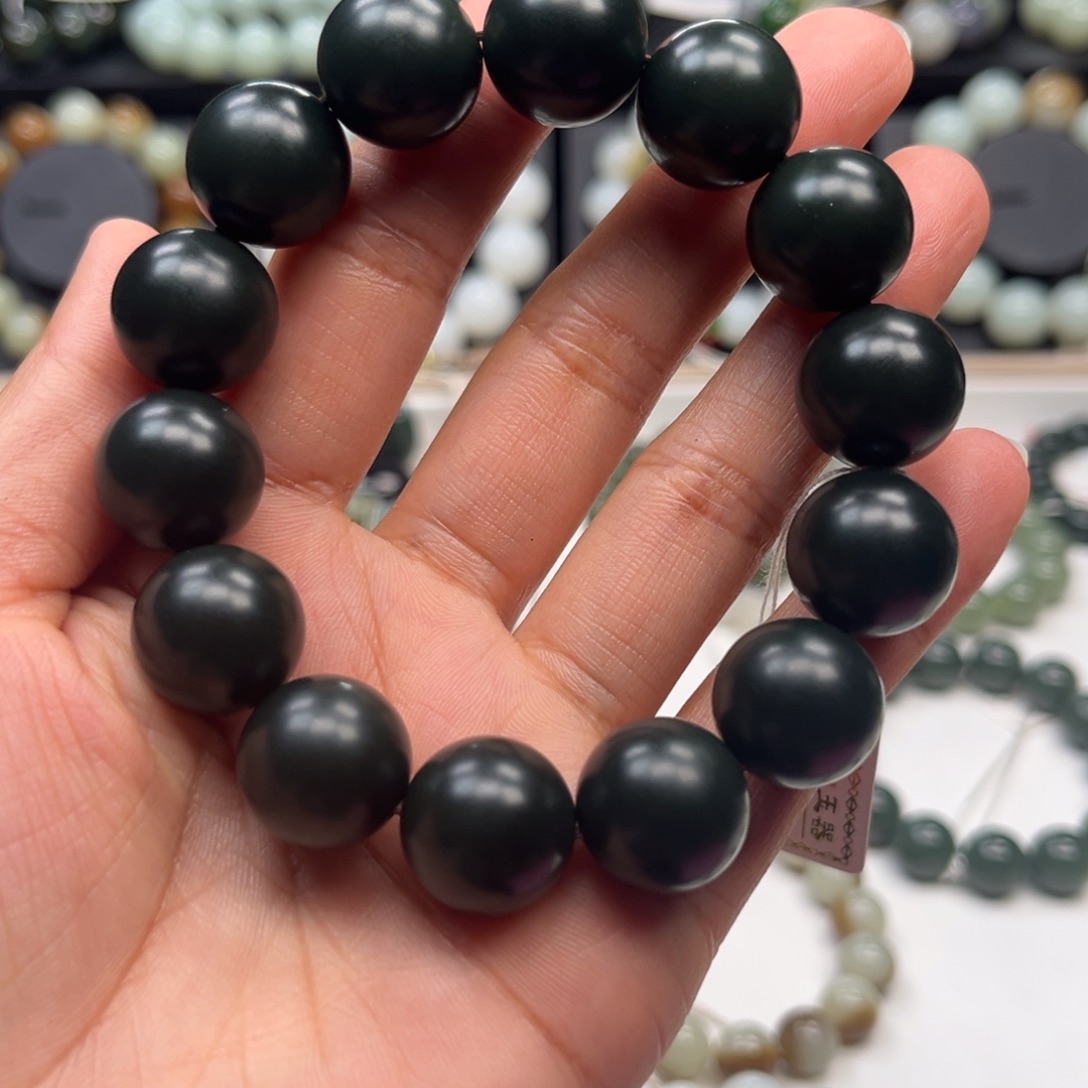 手链未镶嵌和田玉