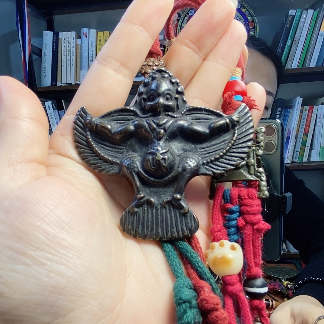 布艺铜合金大鹏挂件