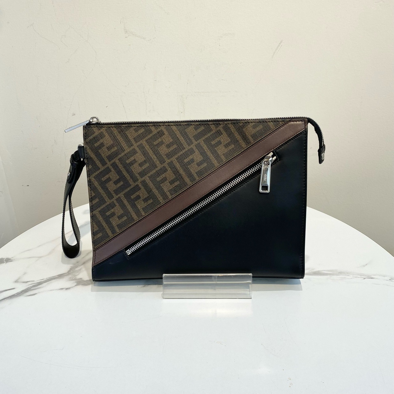 95新 FENDI/芬迪 御古屋/51386/手拿包