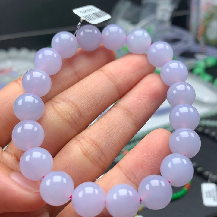 翡翠手镯未镶嵌卡