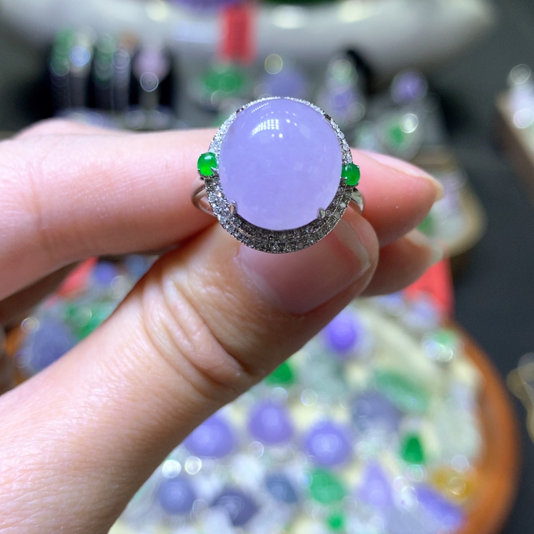 【闪购商品】翡翠颈饰18K金镶嵌翡翠吊坠项链