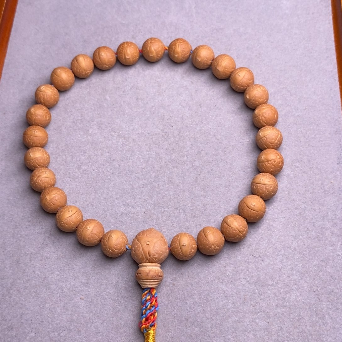 倪***俺手串凤眼菩提11.5凤眼