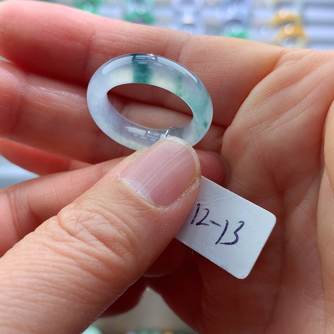 翡翠戒指未镶嵌12-13号