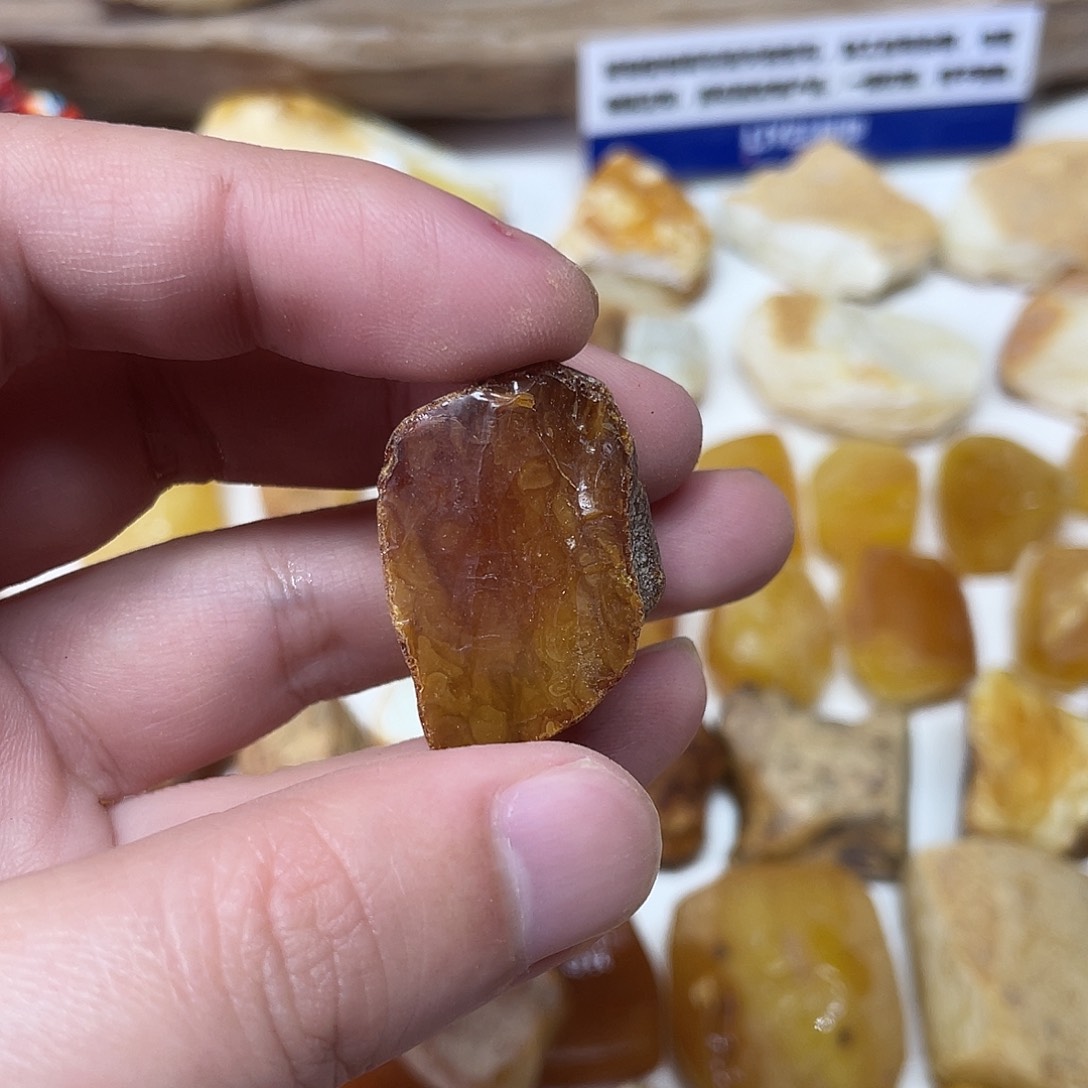 定制琥珀未镶嵌原矿琥珀