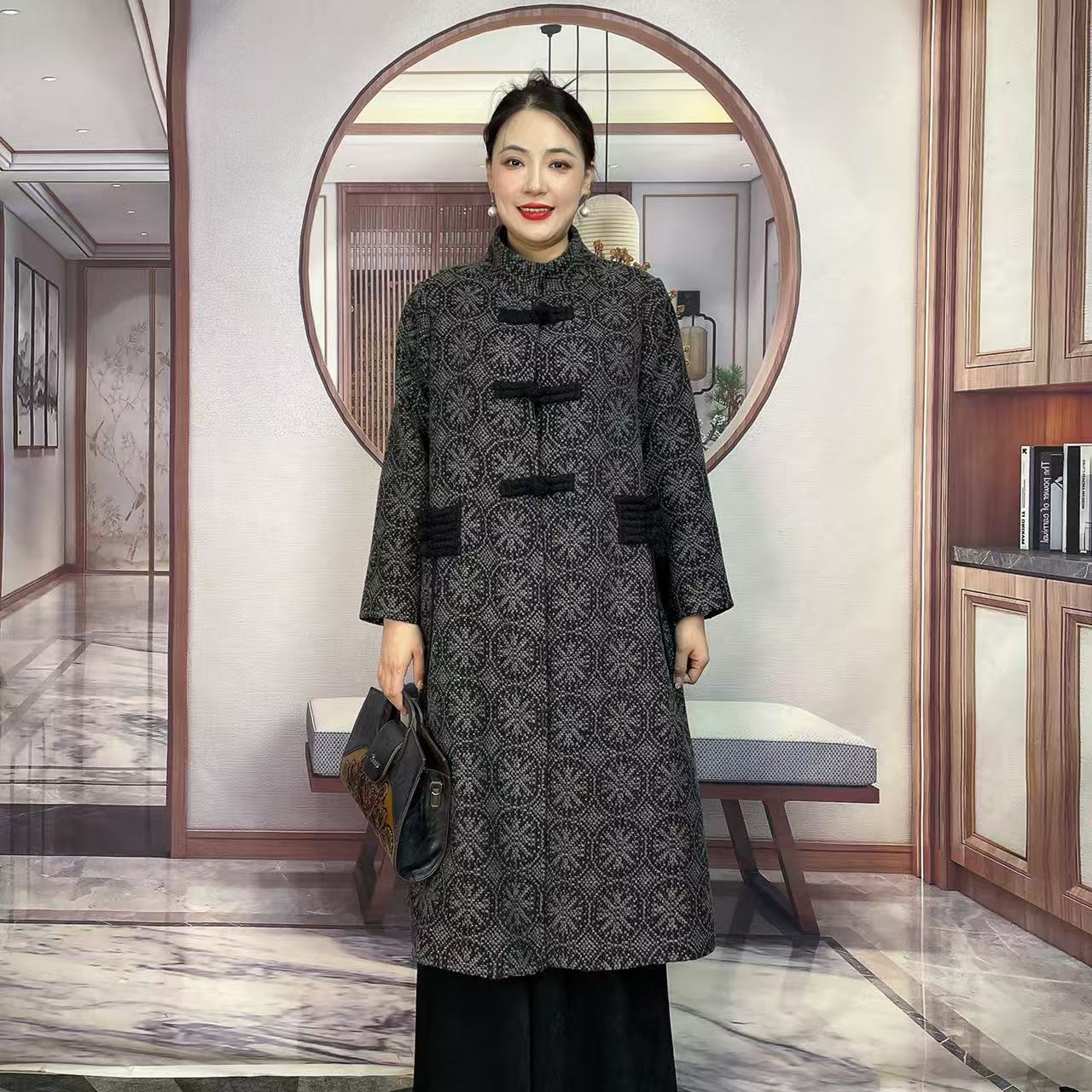 W27026古典中式盘扣风衣