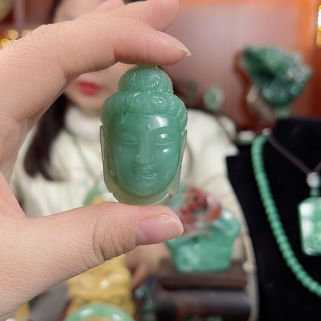 密玉（石英质玉）吊坠未镶嵌