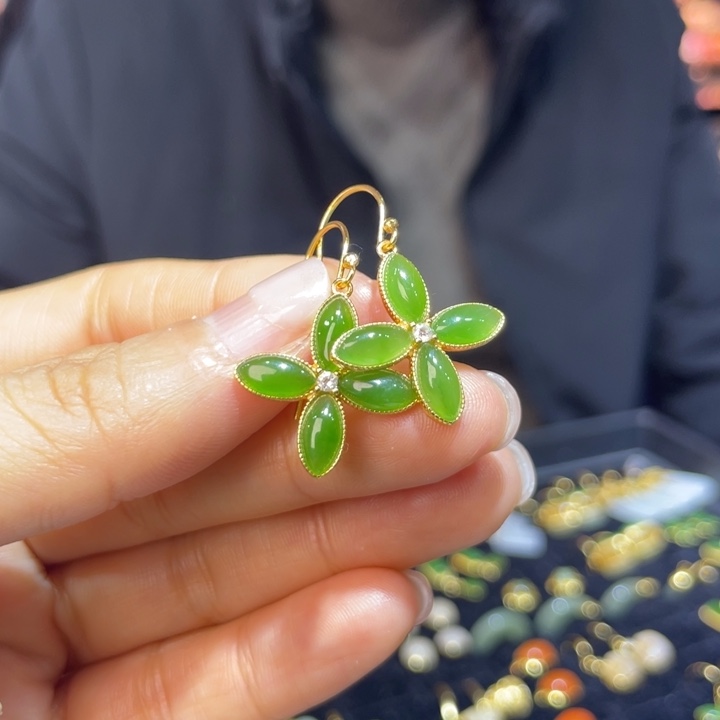 和田玉银S925镶嵌耳饰