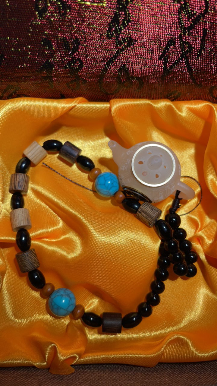 增香沉香木经典把把壶L129