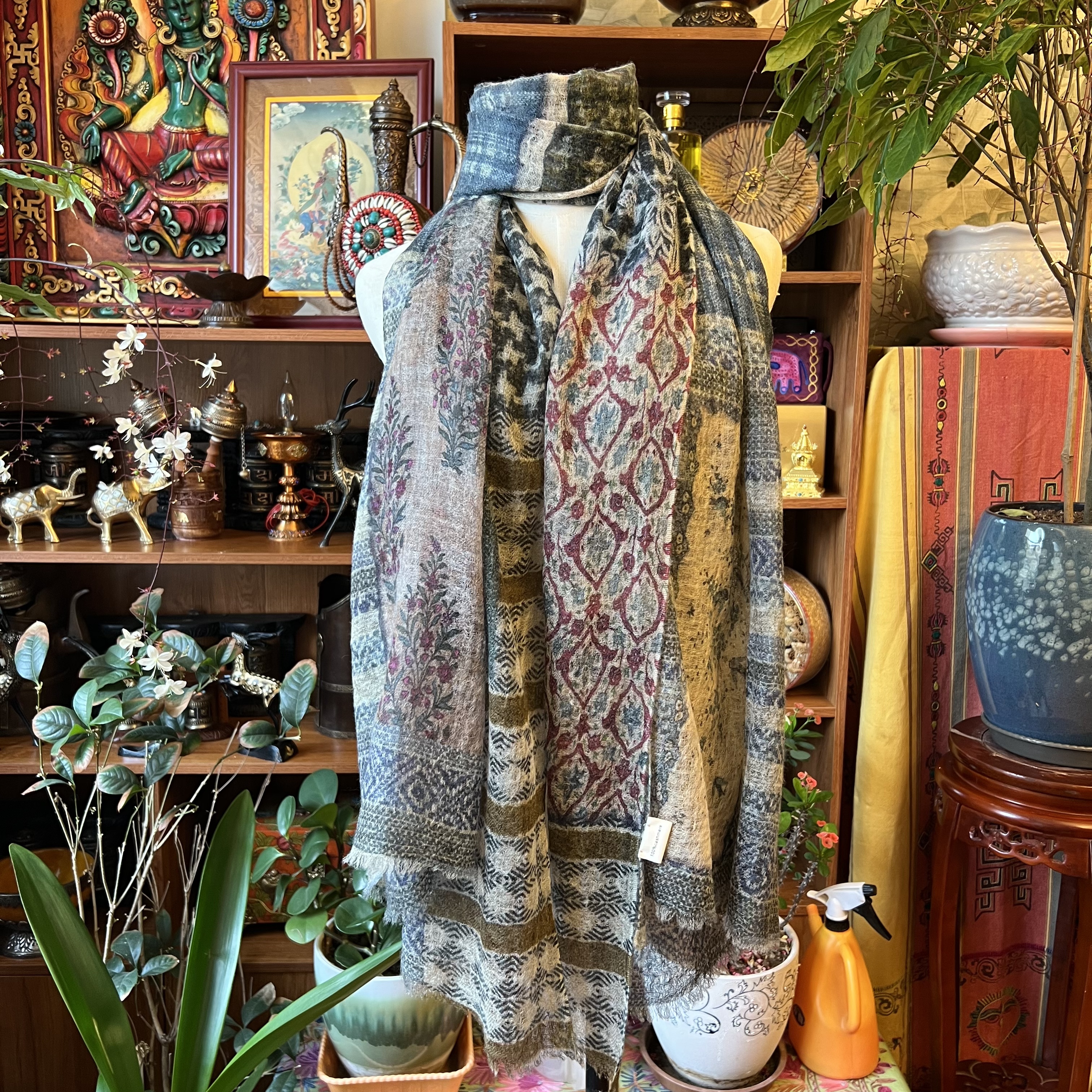 卓玛拉【四季藏韵】云朵感 山羊绒 莫奈褶皱野生系围巾