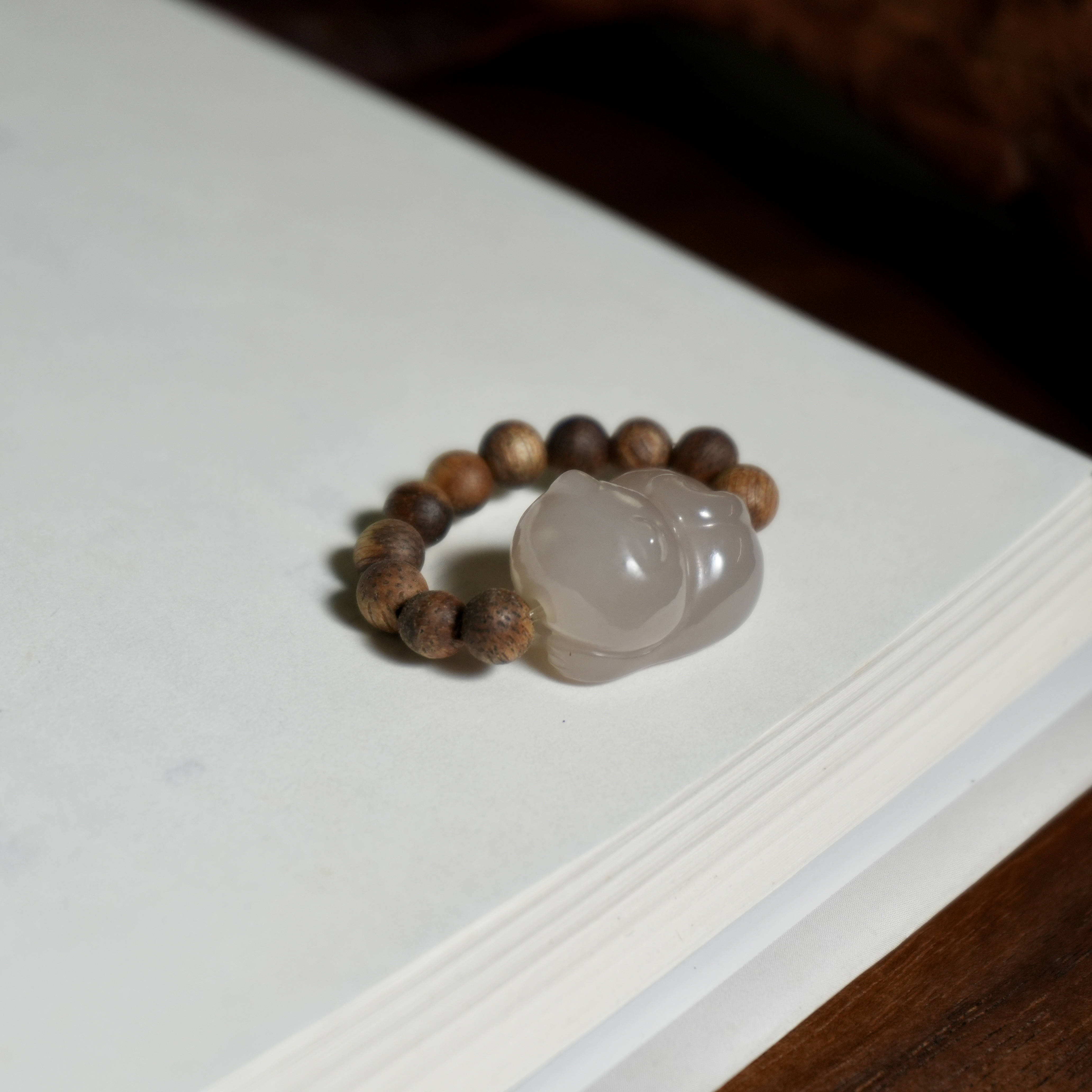 D555 和田玉未镶嵌 熟藕猫猫戒圈