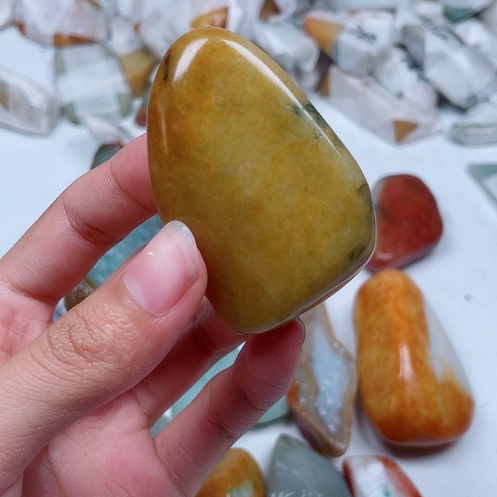 幸***滴颈饰未镶嵌翡翠翡翠