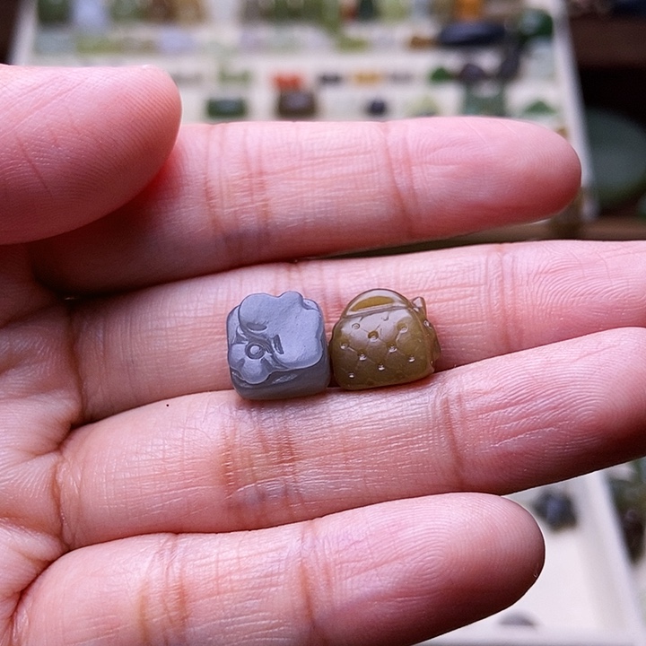 云***.和田玉未镶嵌手链