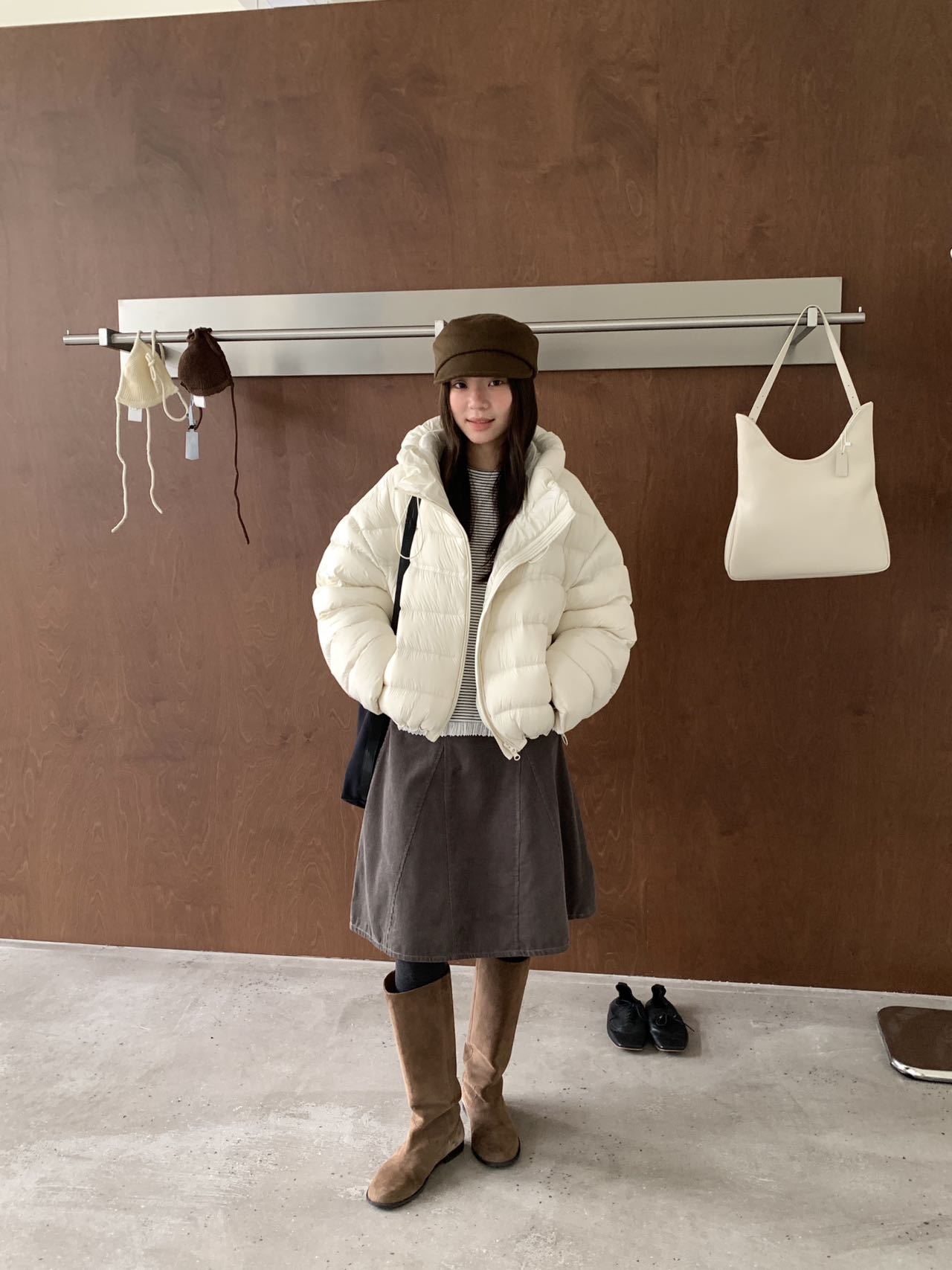 新国标90白鸭绒羽绒服