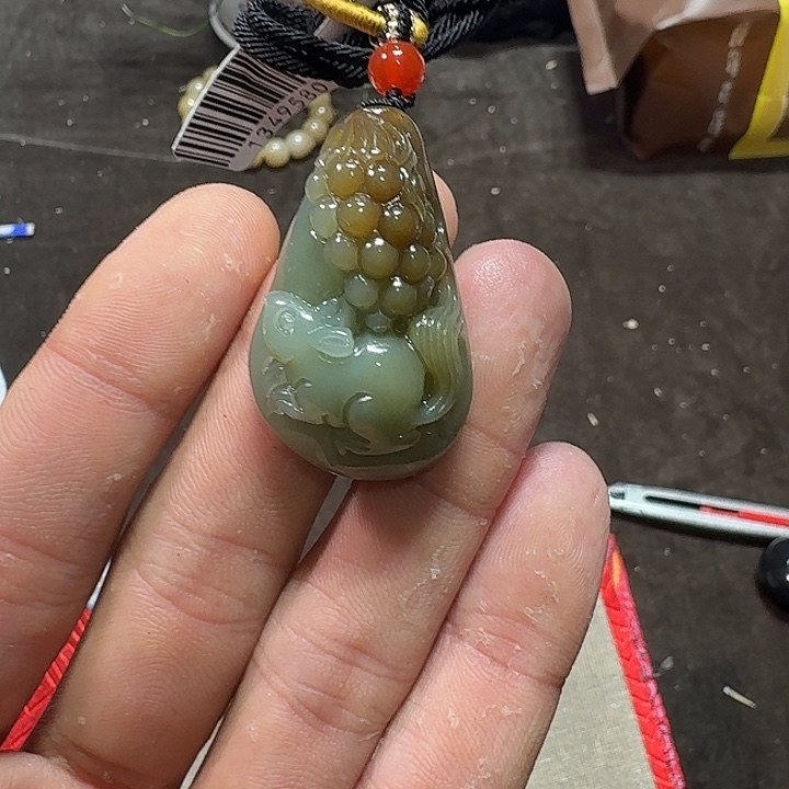 未镶嵌和田玉车挂