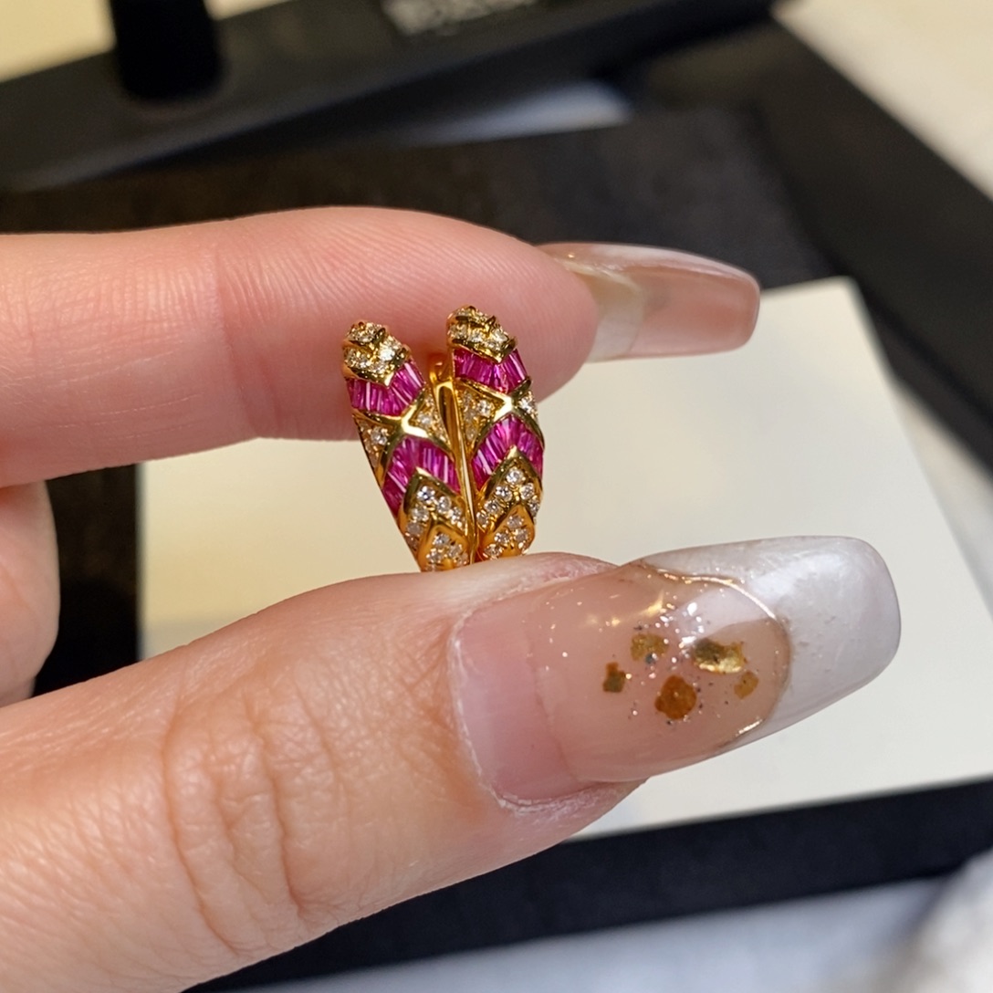 钻石耳饰18K金镶嵌设计款耳扣