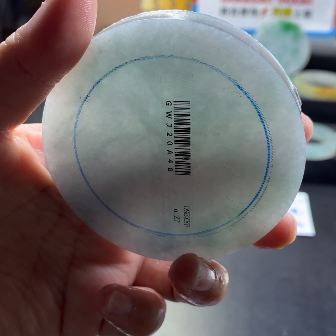 你***天定制翡翠未镶嵌翡翠