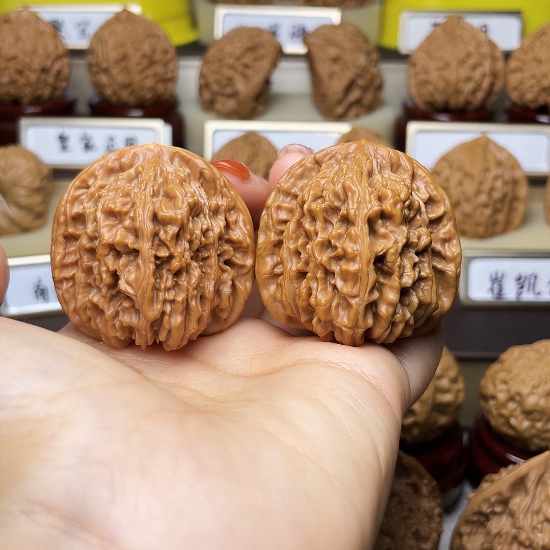 把件文玩核桃房****特四座楼41左右