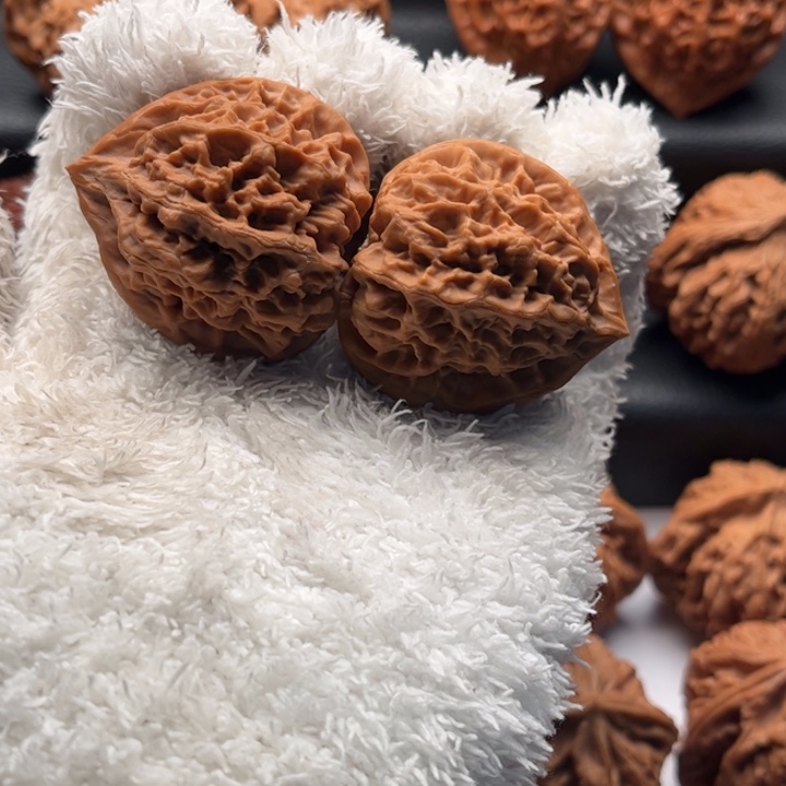 把件文玩核桃秦野