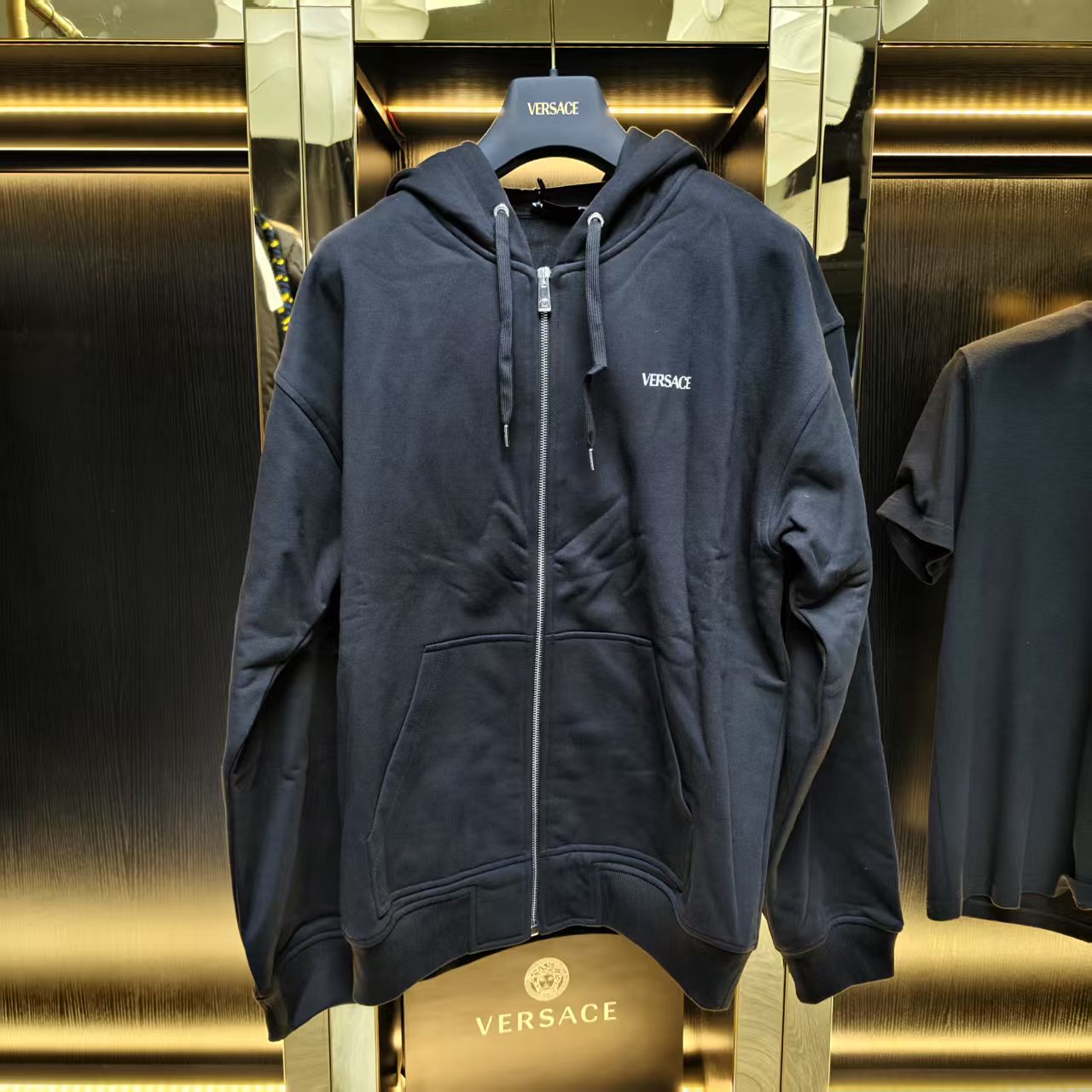 未使用 VERSACE/范思哲  男士新款黑色运动休闲时尚连帽卫衣