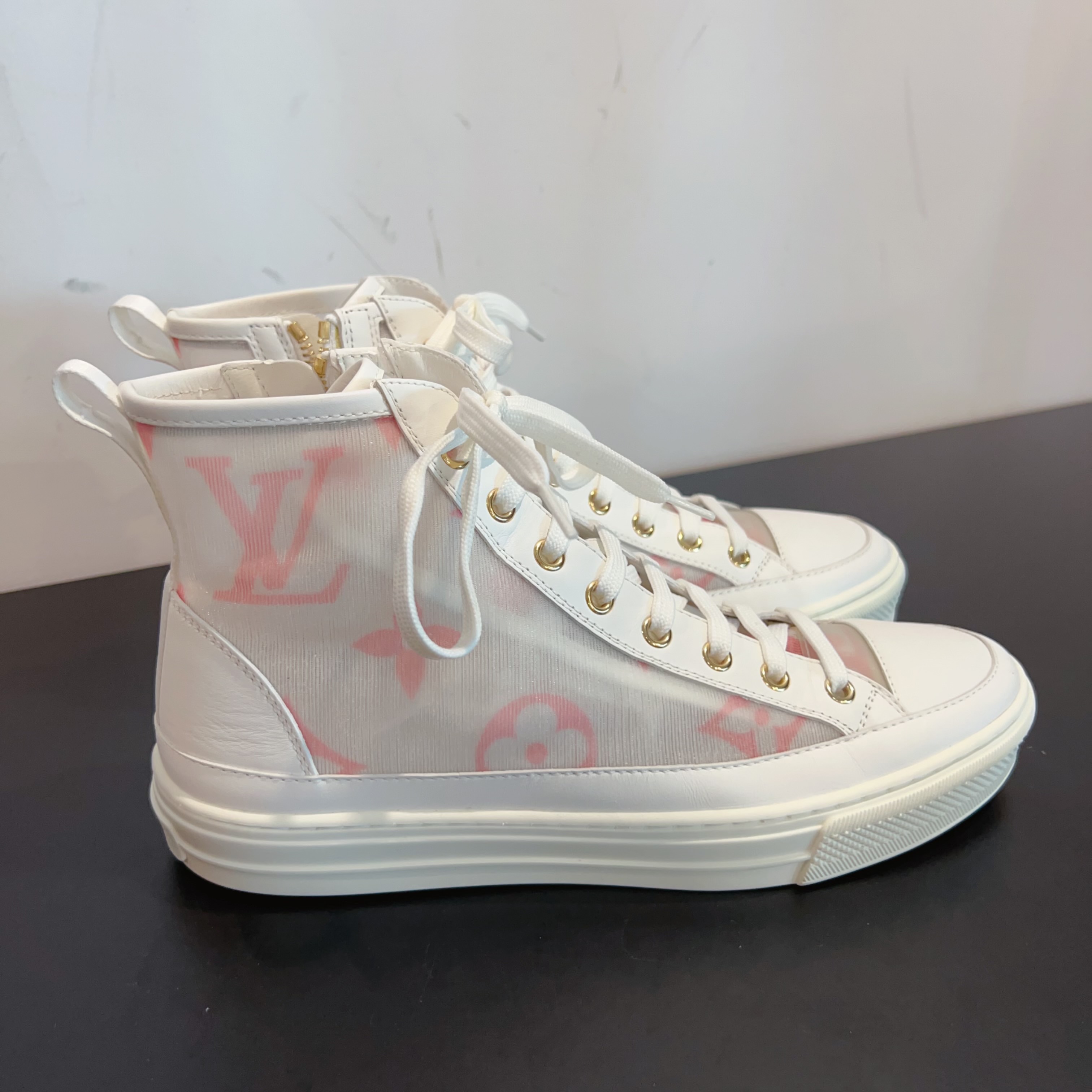 99新 LouisVuitton/路易威登 板鞋 尺码38成色看直播GSS29402 