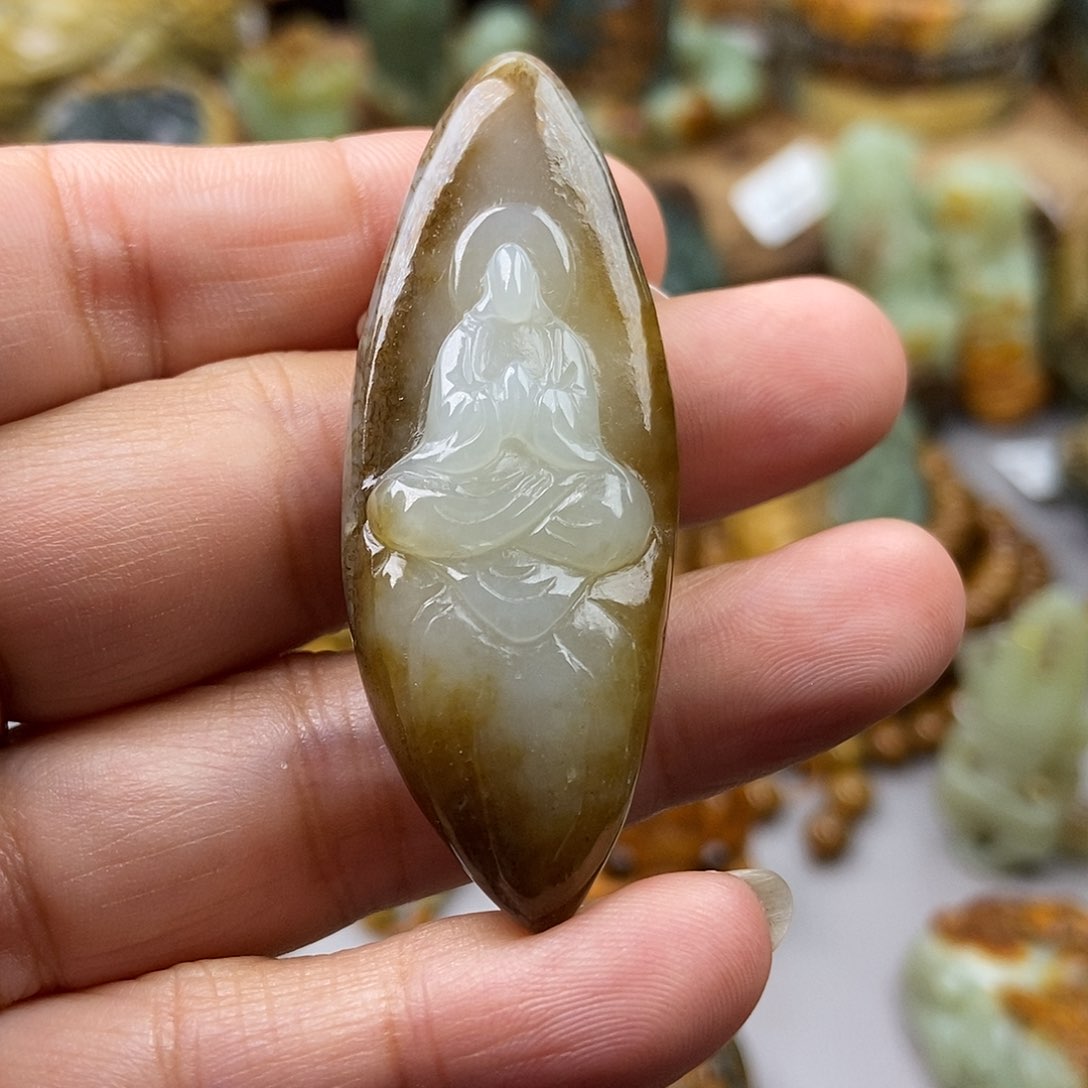 和田玉挂坠未镶嵌花*错