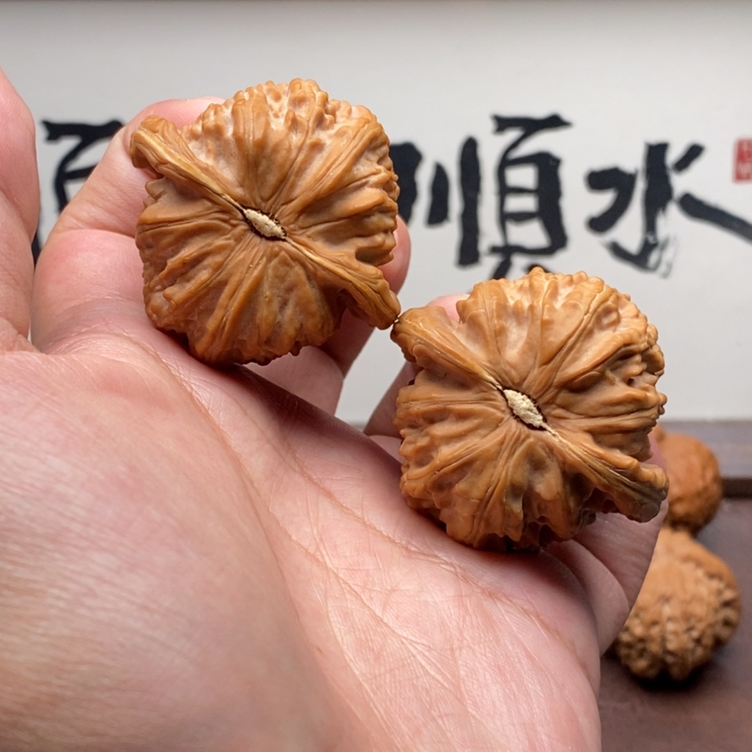 吊坠文玩核桃全品精配球体白狮子44