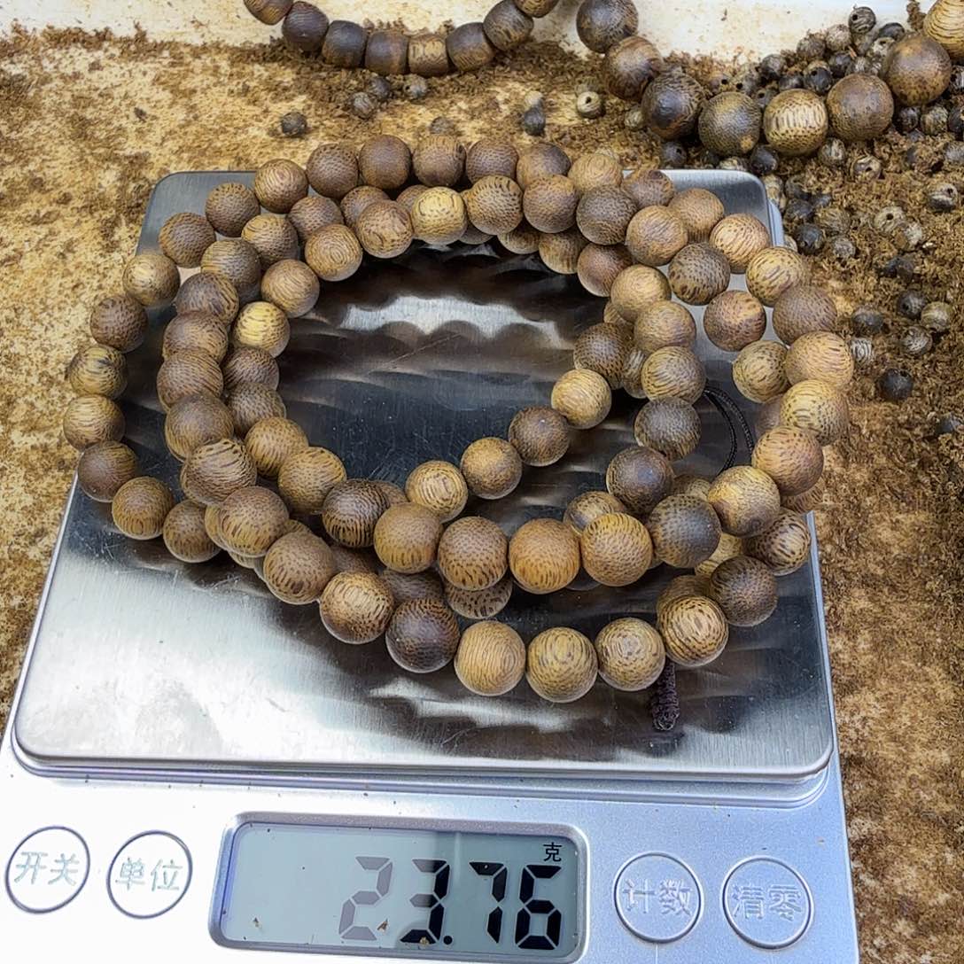 晚***册沉香沉香奇楠碎屑圆珠0.8多圈23克➕