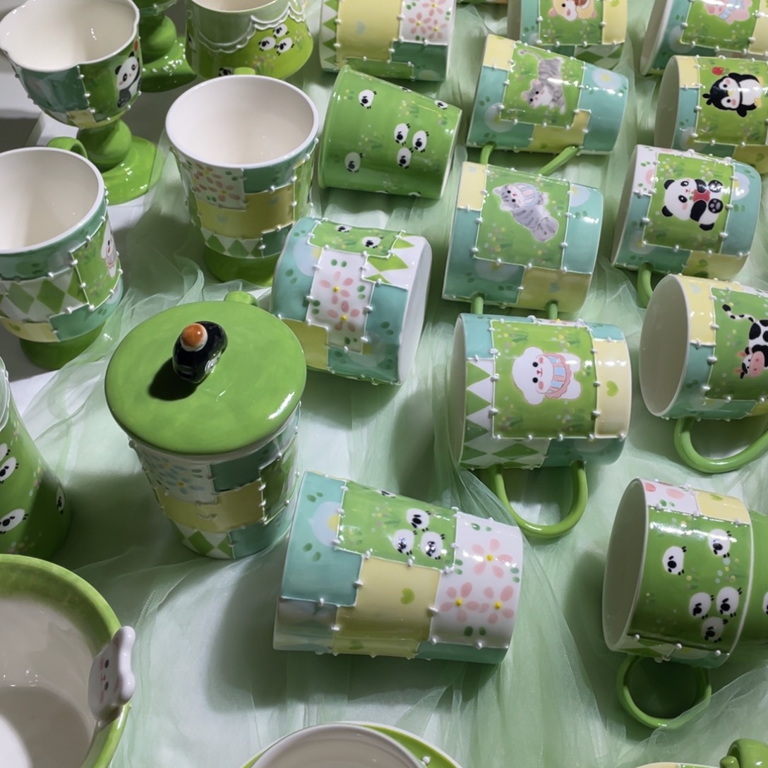 景德镇集市摊位黄