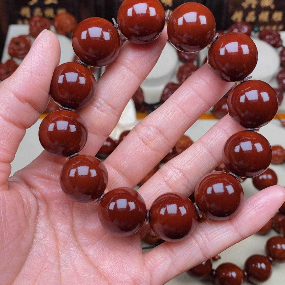 橄榄核吊坠大***。光珠，