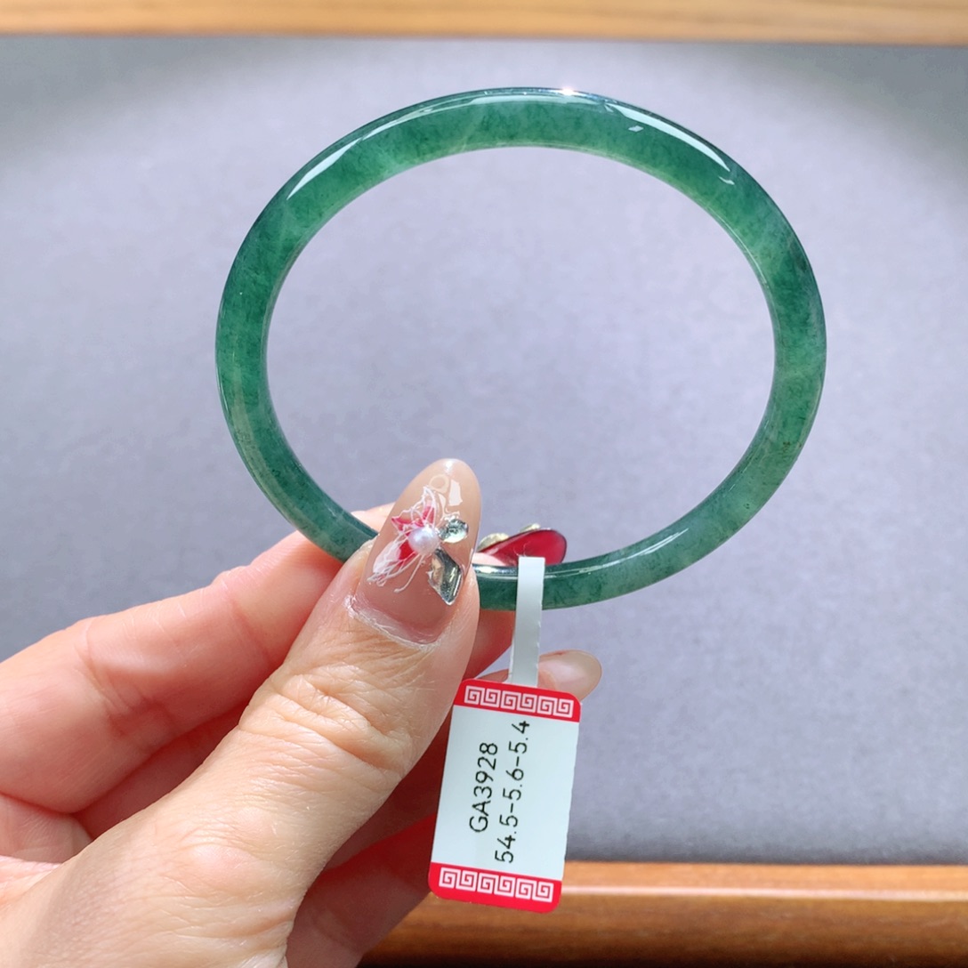 翡翠手镯未镶嵌天然翡翠手镯叮当镯