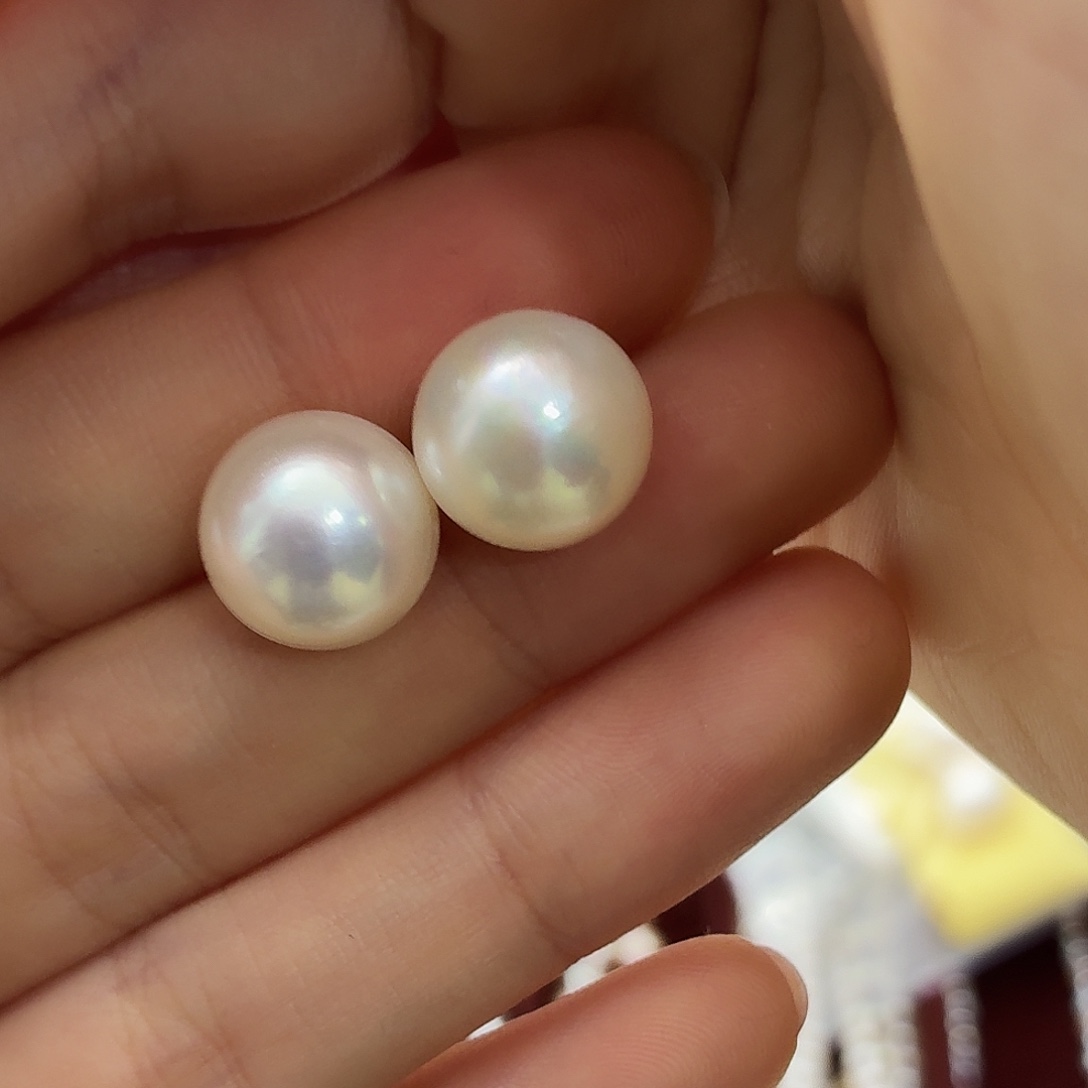 披***侠银S925镶嵌淡水珍珠耳饰54微暇