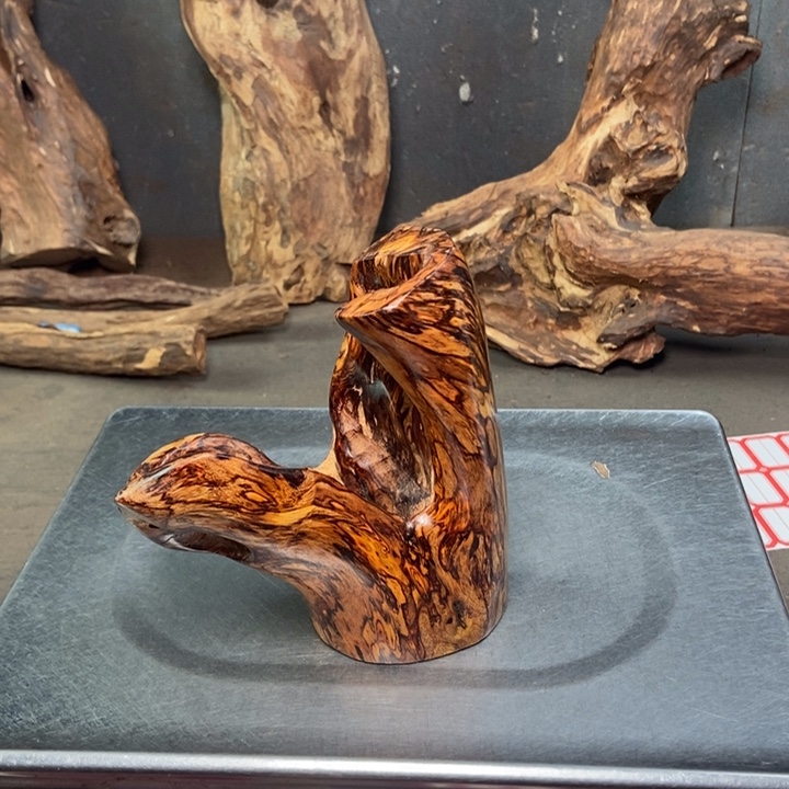 甲***霖黄花梨/降香黄檀海南黄花梨