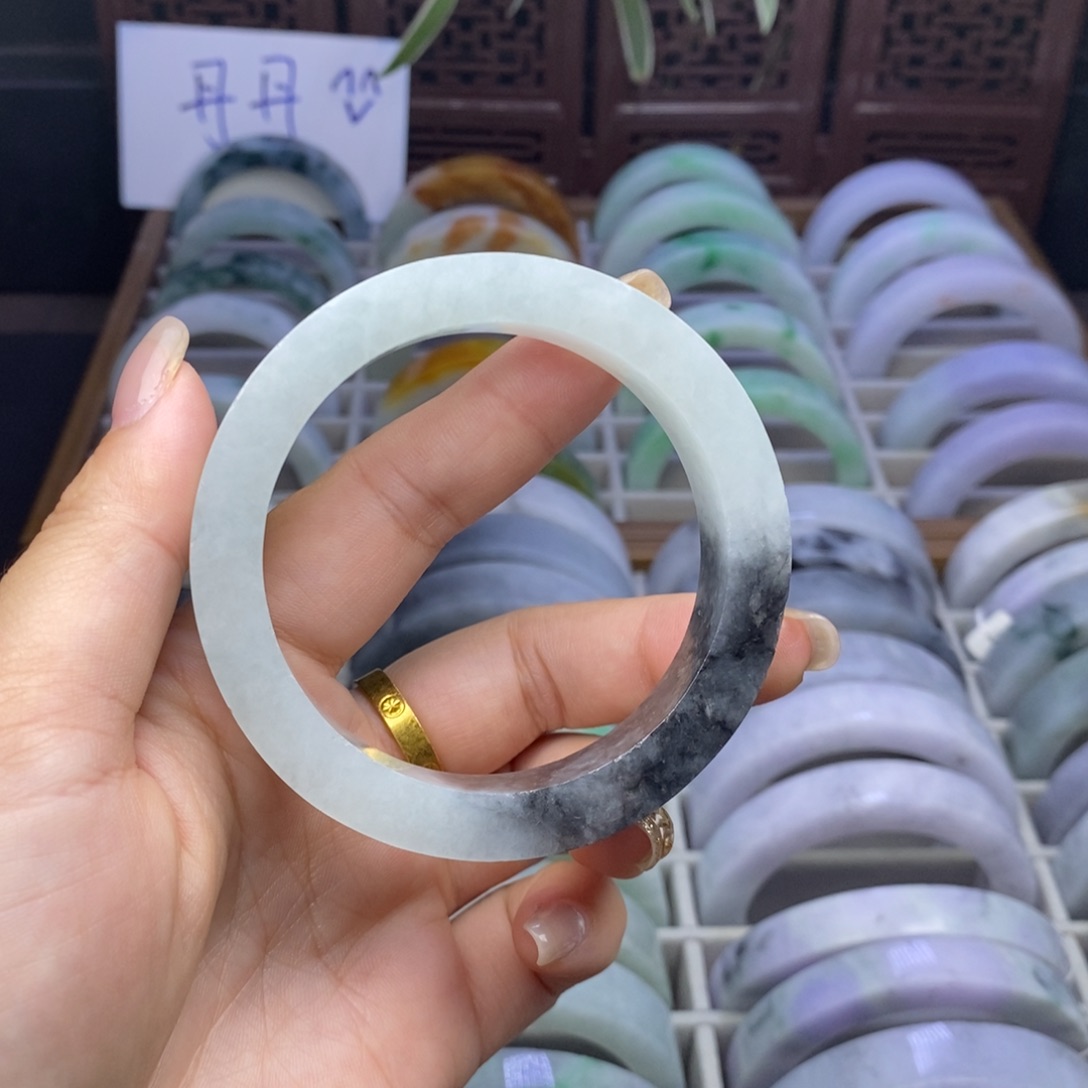 未镶嵌天然翡翠定制翡翠