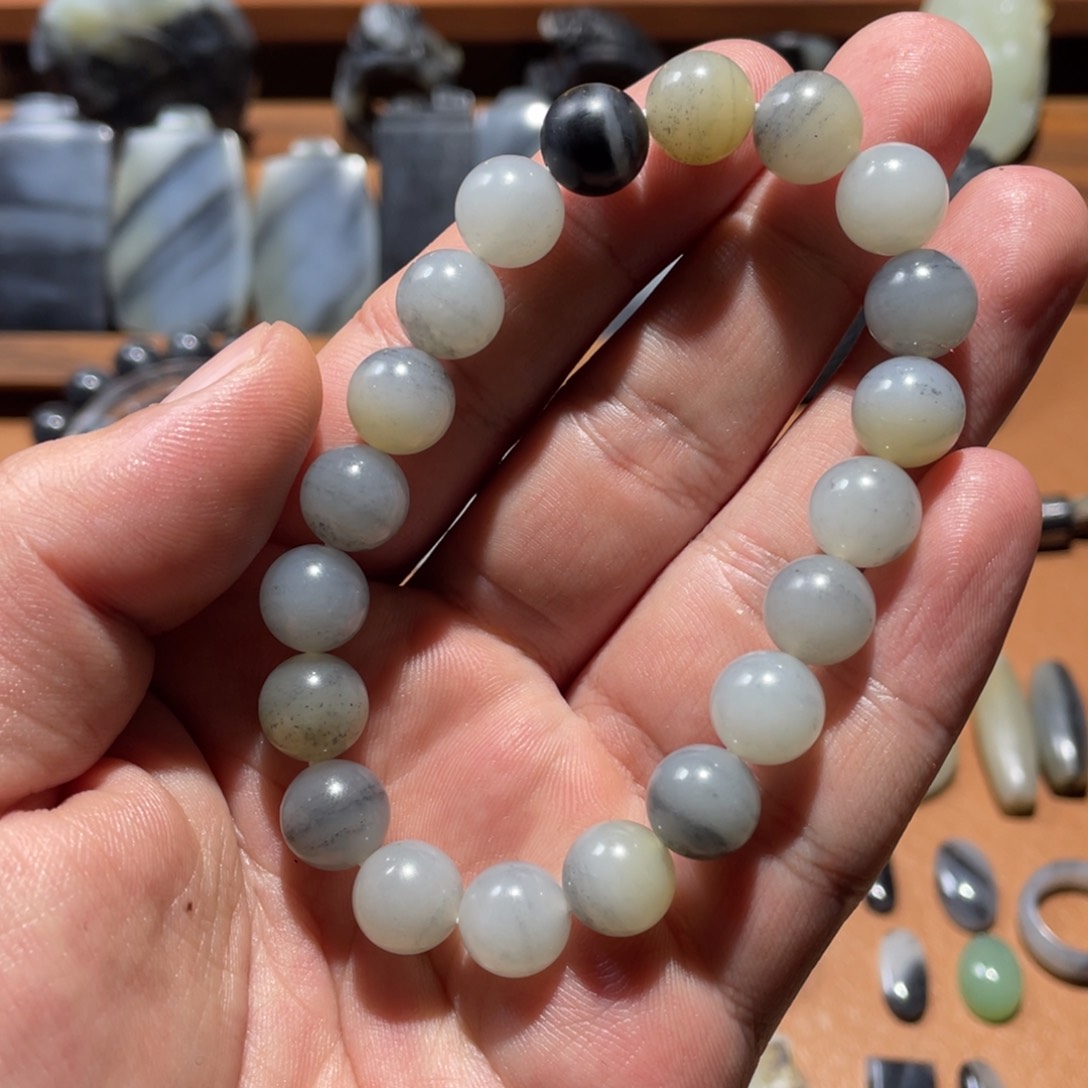 和田玉手串未镶嵌